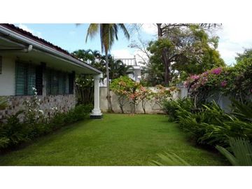CASA ALTOS DEL GOLF  EXCELENTE PRECIO