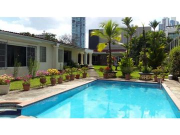 CASA ALTOS DEL GOLF  EXCELENTE PRECIO