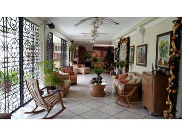 CASA ALTOS DEL GOLF  EXCELENTE PRECIO