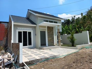 Rumah Murah Modern Minimalis Tepi Jalan Di Kasihan
