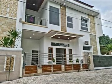 Rumah Mewah Lokasi Sejuk, asri & Tenang Dekat ke kampus UII