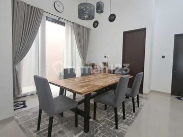 Rumah Modern Full Furnished Siap Huni Strategis Area Meruyung Cinere
