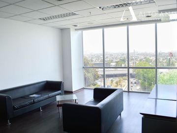 Oficina en Venta en Av el Salto 4001