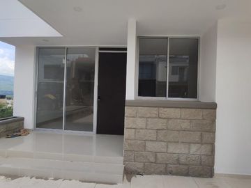 casa en venta en villa del rosario. Cod V25509