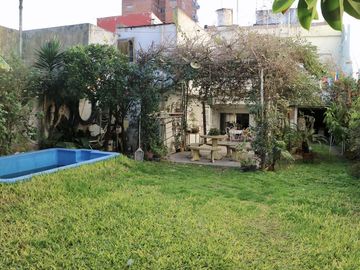 Casa en venta Moron centro en terreno de 10 x 30 FOT 2