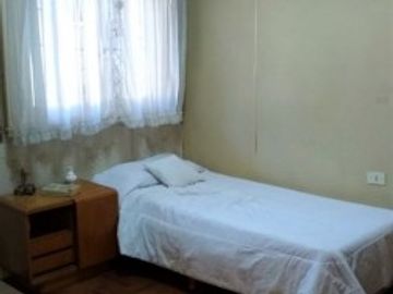 Venta de Chalet 5 AMBIENTES Con Cochera en Castelar Sur