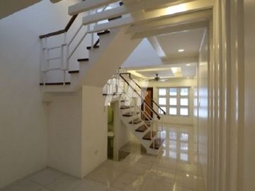 PH943 Elegant & Spacious Townhouse for sale in Don Antonio