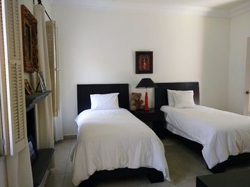 VENTA CASA UN NIVEL EN EXCLUSIVA Y SEÑORIAL PRIVADA EN PALMIRA