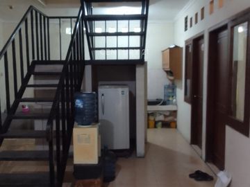 Rumah Dan Kamar Kost 2 Lantai Di Duren Sawit S8290