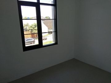 Rumah Baru Siap Huni di Cluster Cemara Cisaranten Wetan Dekat GRAND CORDELA HOTEL SUKARNO HATTA
