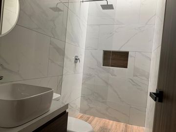 Casa en venta  en Parque Quintana Roo  Lomas de  Angelópolis.