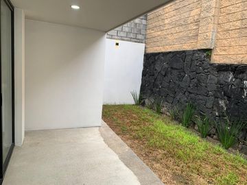 Casa en venta  en Parque Quintana Roo  Lomas de  Angelópolis.