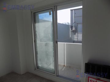 RETASADO, ANTES USD 220.000, AHORA USD185.000 EXCELENTE CASA TIPO PH A ESTRENAR!!