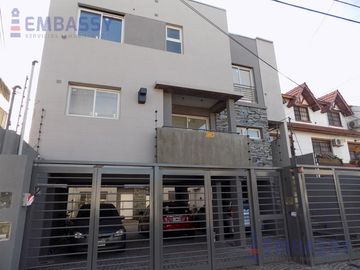 RETASADO, ANTES USD 220.000, AHORA USD185.000 EXCELENTE CASA TIPO PH A ESTRENAR!!