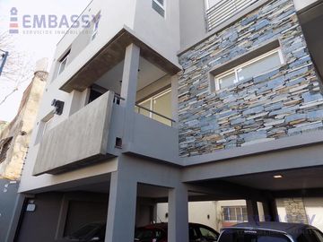 RETASADO, ANTES USD 220.000, AHORA USD185.000 EXCELENTE CASA TIPO PH A ESTRENAR!!