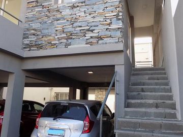 RETASADO, ANTES USD 220.000, AHORA USD185.000 EXCELENTE CASA TIPO PH A ESTRENAR!!