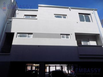 RETASADO, ANTES USD 220.000, AHORA USD185.000 EXCELENTE CASA TIPO PH A ESTRENAR!!