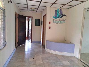 ALQUILO/VENDO CASA AMPLIA INTERAMERICANA