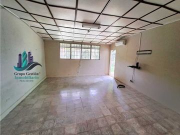 ALQUILO/VENDO CASA AMPLIA INTERAMERICANA