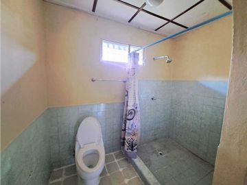ALQUILO/VENDO CASA AMPLIA INTERAMERICANA