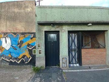 Casa PH en venta en Lanus Este