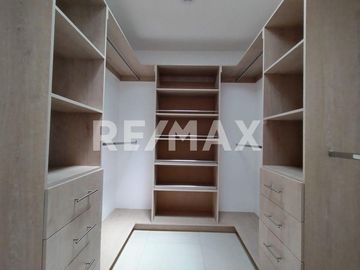 VENTA DE CASA EN MEXICALTZINGO 