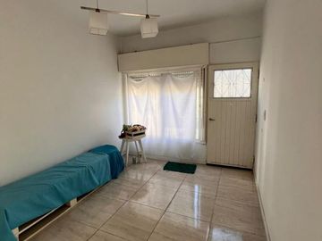 Venta Departamento 2 ambientes c/ cochera  Castelar Norte