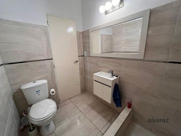 Venta Departamento 2 ambientes c/ cochera  Castelar Norte