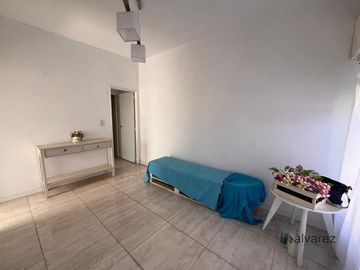 Venta Departamento 2 ambientes c/ cochera  Castelar Norte