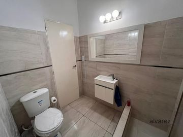 Venta Departamento 2 ambientes c/ cochera  Castelar Norte