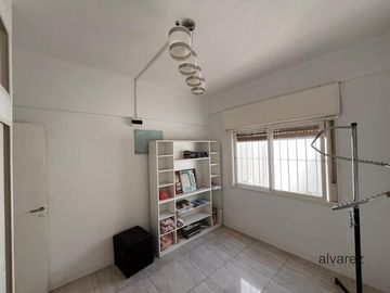Venta Departamento 2 ambientes c/ cochera  Castelar Norte
