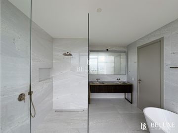 SE VENDE APARTAMENTO EN SANTA MARIA, PH LA MAISON BY FENDI (5)