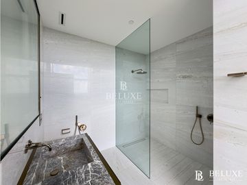 SE VENDE APARTAMENTO EN SANTA MARIA, PH LA MAISON BY FENDI (5)