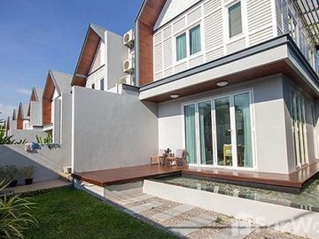 2 Bedroom House for sale at H Two Villa