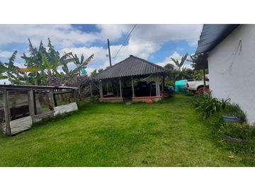 FINCA DE 4 CUADRAS EN QUIMBAYA 4861