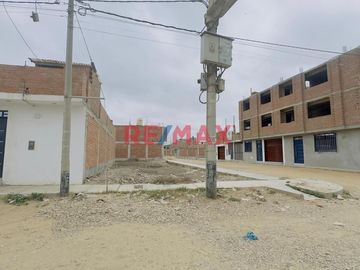 Vendo Terreno En Esquina La Victoria A Espaldas Del Colegio Cima
