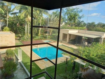 HERMOSA CASA CONDOMINIO LAS MERCEDES JAMUND
