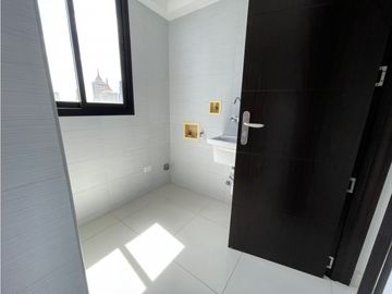 SEA CONFIABLE ALQUILA O ALQUILA CON OPCION A COMPRA PH CARRERAS TOWER