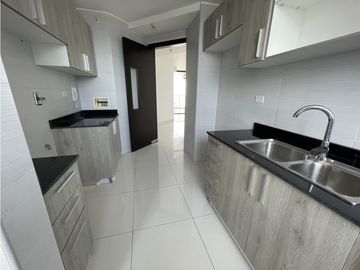 SEA CONFIABLE ALQUILA O ALQUILA CON OPCION A COMPRA PH CARRERAS TOWER