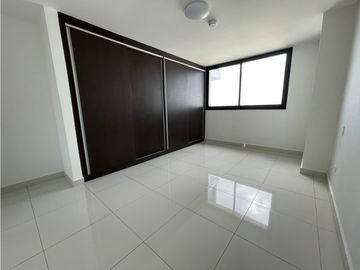 SEA CONFIABLE ALQUILA O ALQUILA CON OPCION A COMPRA PH CARRERAS TOWER