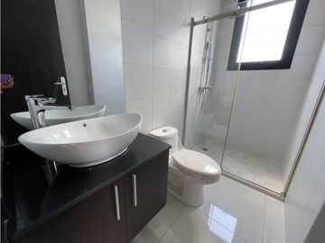 SEA CONFIABLE ALQUILA O ALQUILA CON OPCION A COMPRA PH CARRERAS TOWER