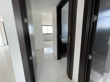 SEA CONFIABLE ALQUILA O ALQUILA CON OPCION A COMPRA PH CARRERAS TOWER