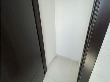 SEA CONFIABLE ALQUILA O ALQUILA CON OPCION A COMPRA PH CARRERAS TOWER