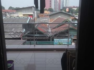 Dijual murah rumah strategis di Pengadegan Pancoran - jakarta selatan.