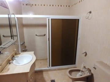 Casa PH en venta en Lanus Este
