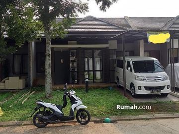 Rumah Dekat Dengan Lapangan Golf