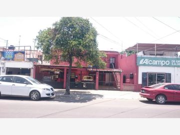 VENTA DE CASA EN CENTRO DE QUERÉTARO CON USO COMERCIAL.