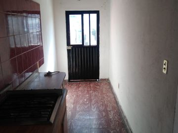 VENTA DE CASA EN CENTRO DE QUERÉTARO CON USO COMERCIAL.