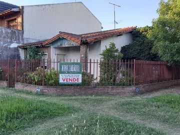 Chalet en venta en Villa Luzuriaga