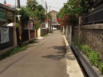 Rumah asri dii Komplek Logam, buah batu Bandung | ARIEFW